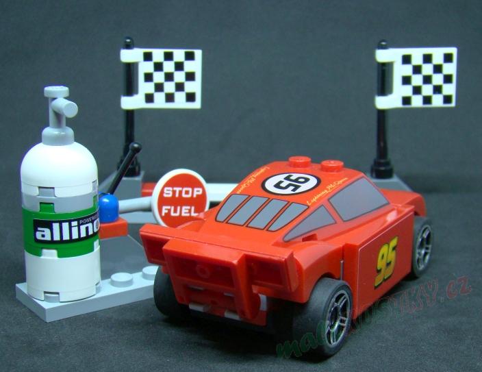 Lego auto - Cars - Blesk McQueen od bláta