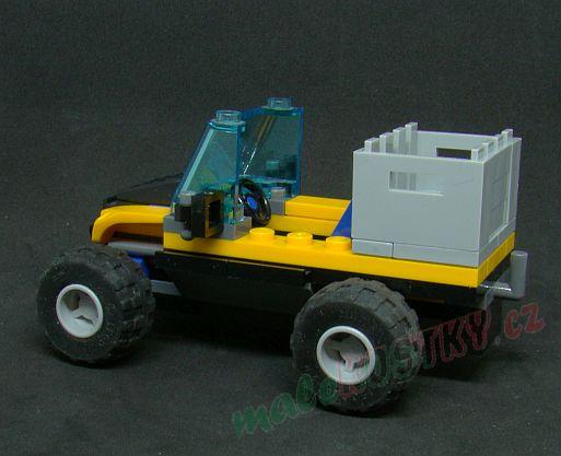 Lego terénní čtyřkolka