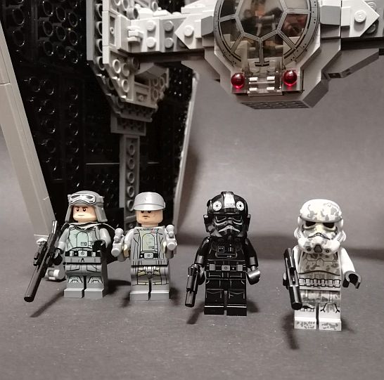 LEGO® Star Wars™ 75211 TIE Stíhačka Impéria - POUŽITÉ