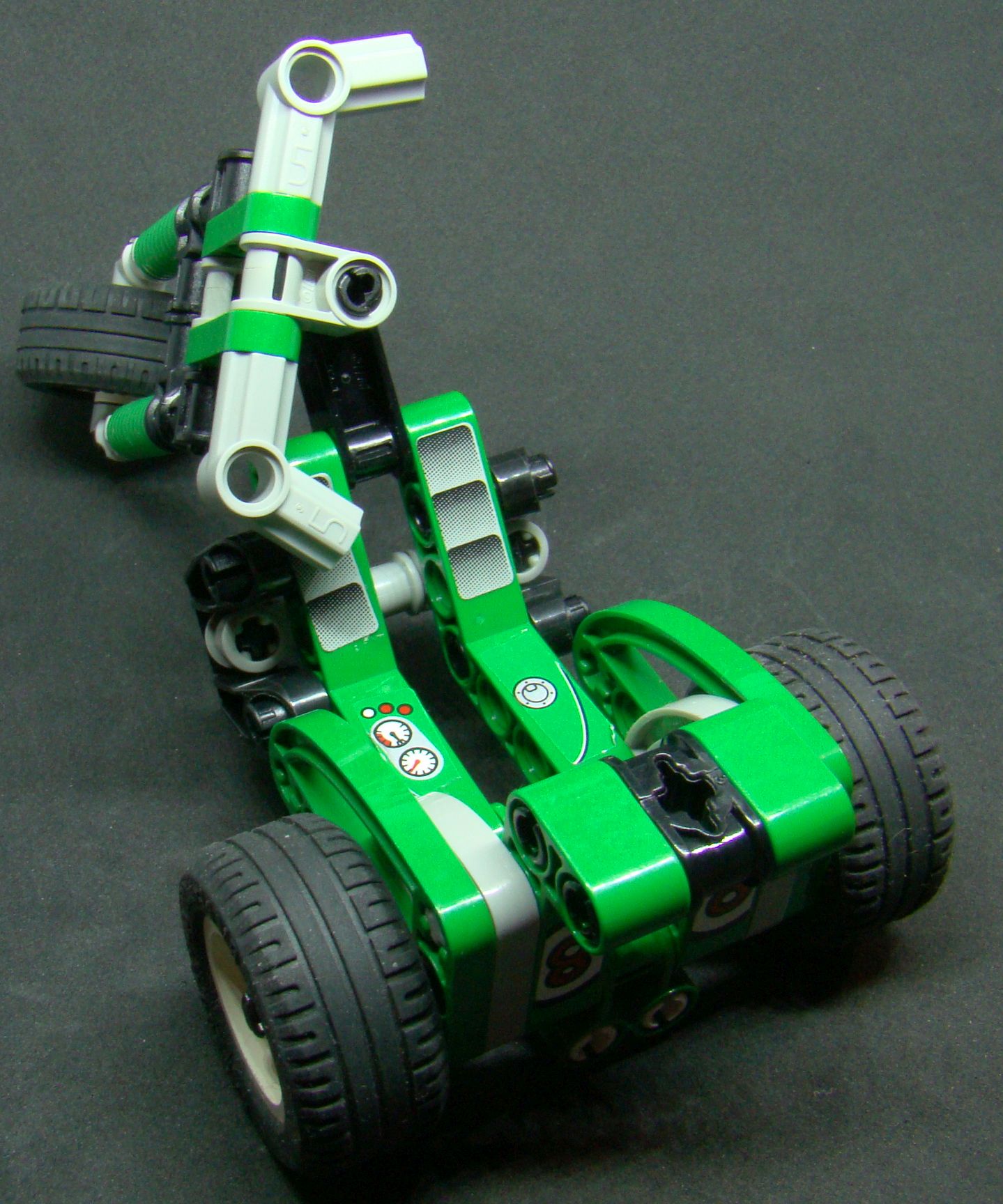 Lego Technic tříkolka