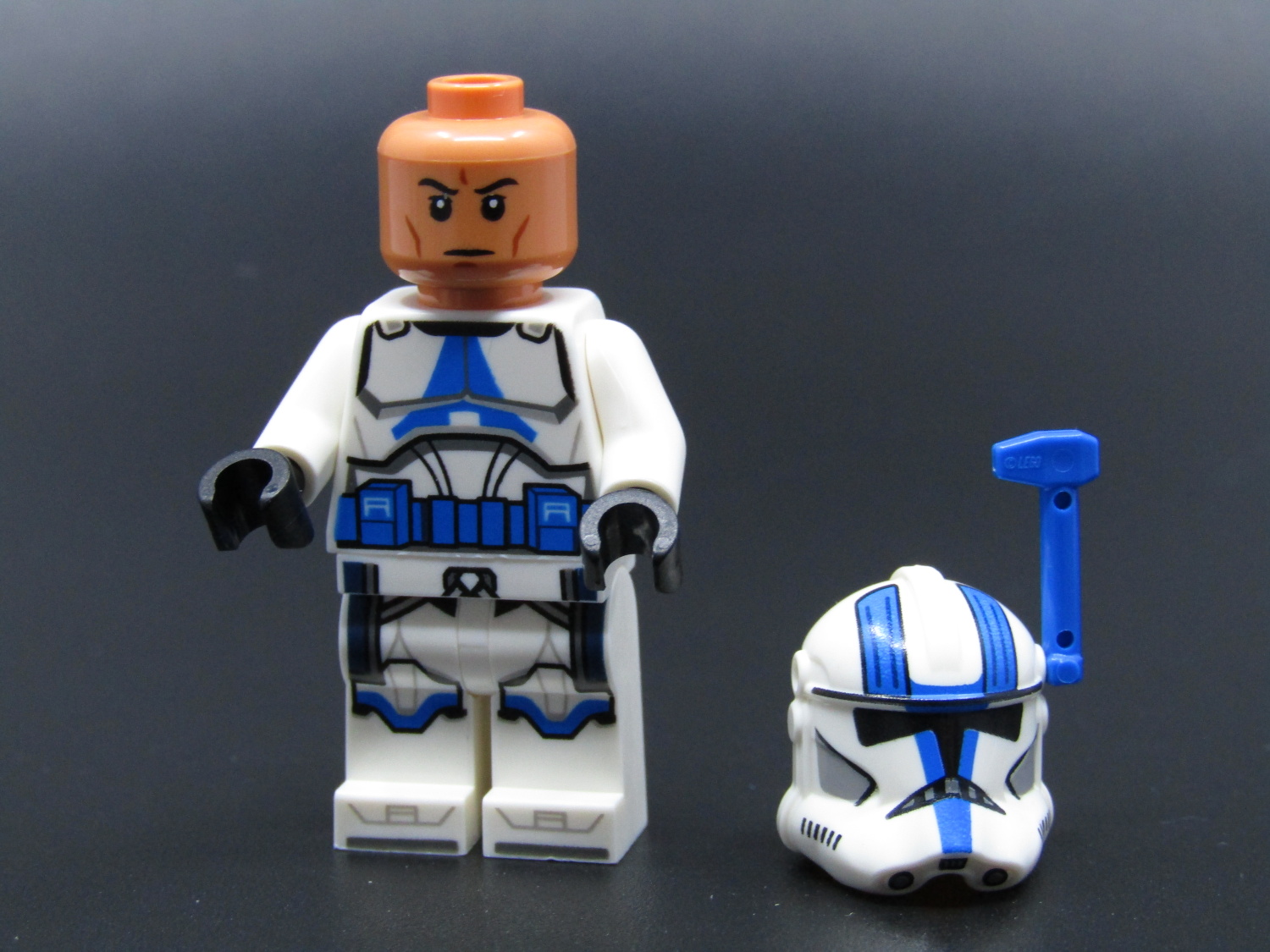 Lego figurka Star wars - Clone Trooper Officer, 501st Legion - NOVÁ