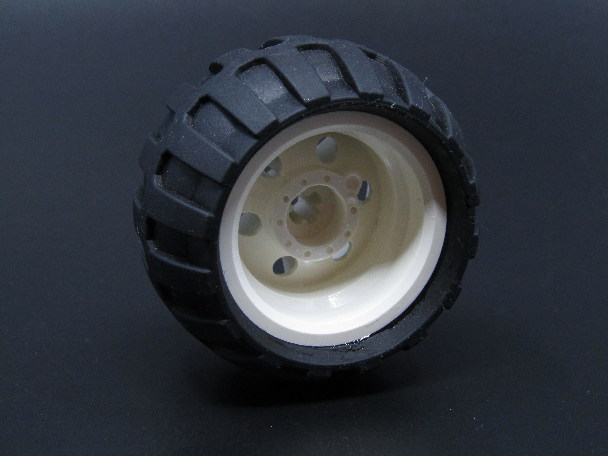 Lego kolo kompletní pneu+disk - bílý