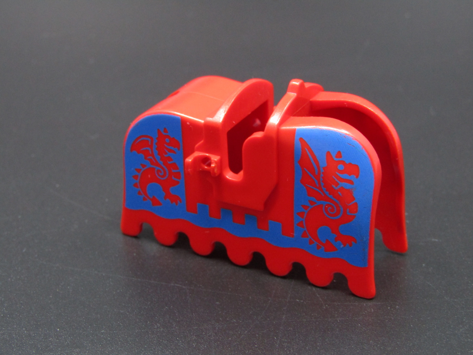 Lego postroj červeno-modrý - ULOMENÝ DRŽÁK