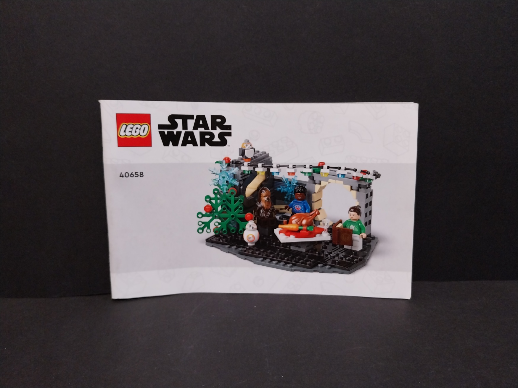 LEGO® Star Wars™ 40658 Millennium Falcon™ – Vánoční diorama - POUŽITÉ