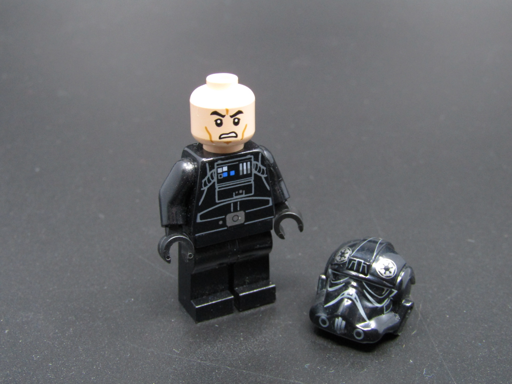 Lego figurka Star wars - Imperial TIE Fighter Pilot
