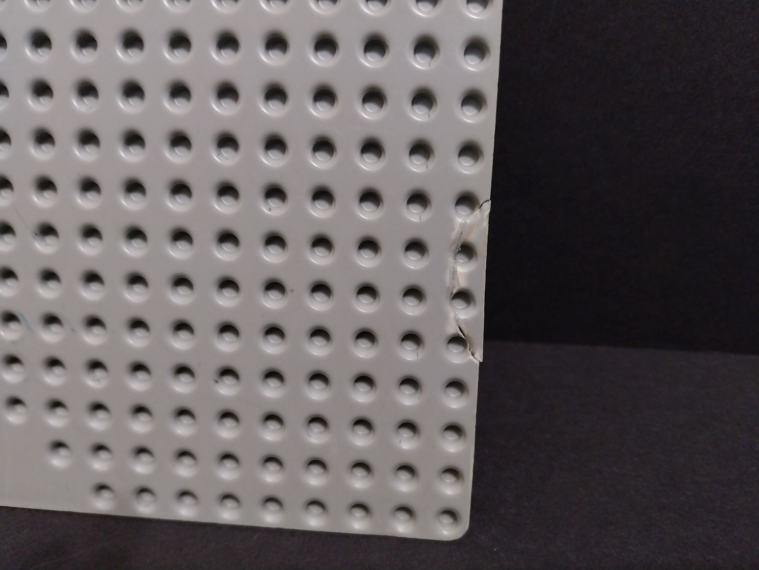 Lego základová deska 32x32 - light gray