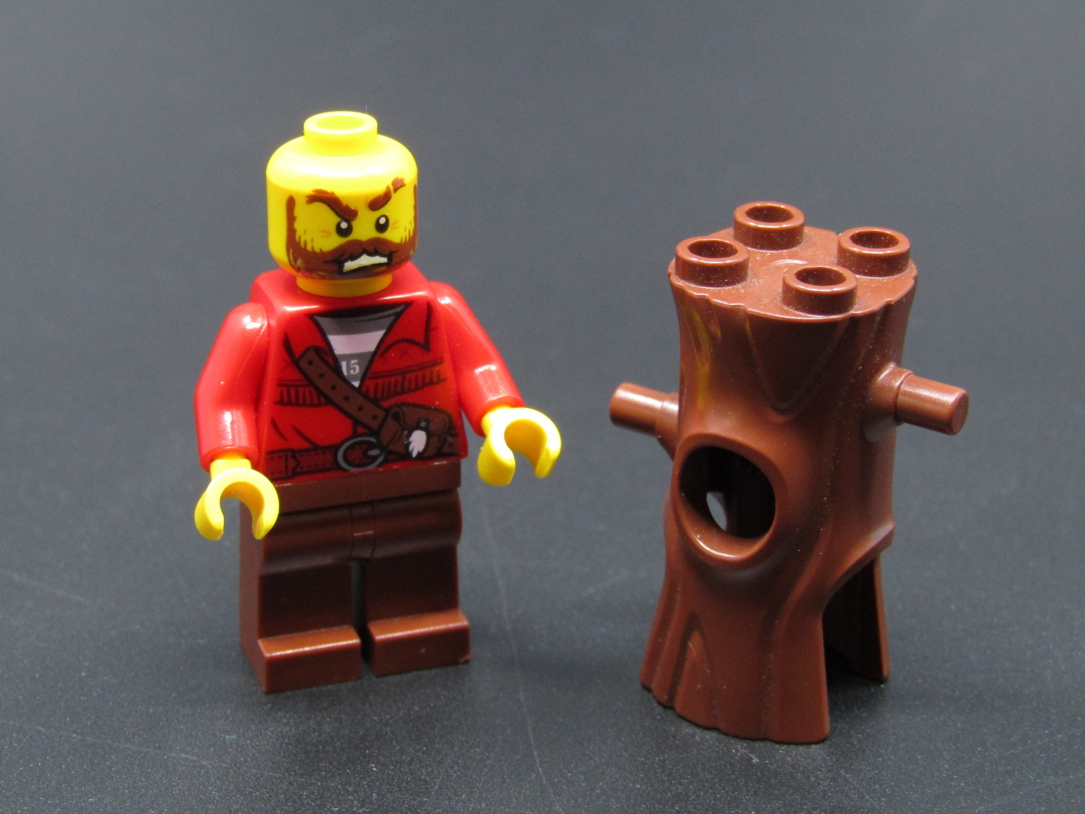 Lego figurka city - maskovaný zloděj v  kostýmu stromu