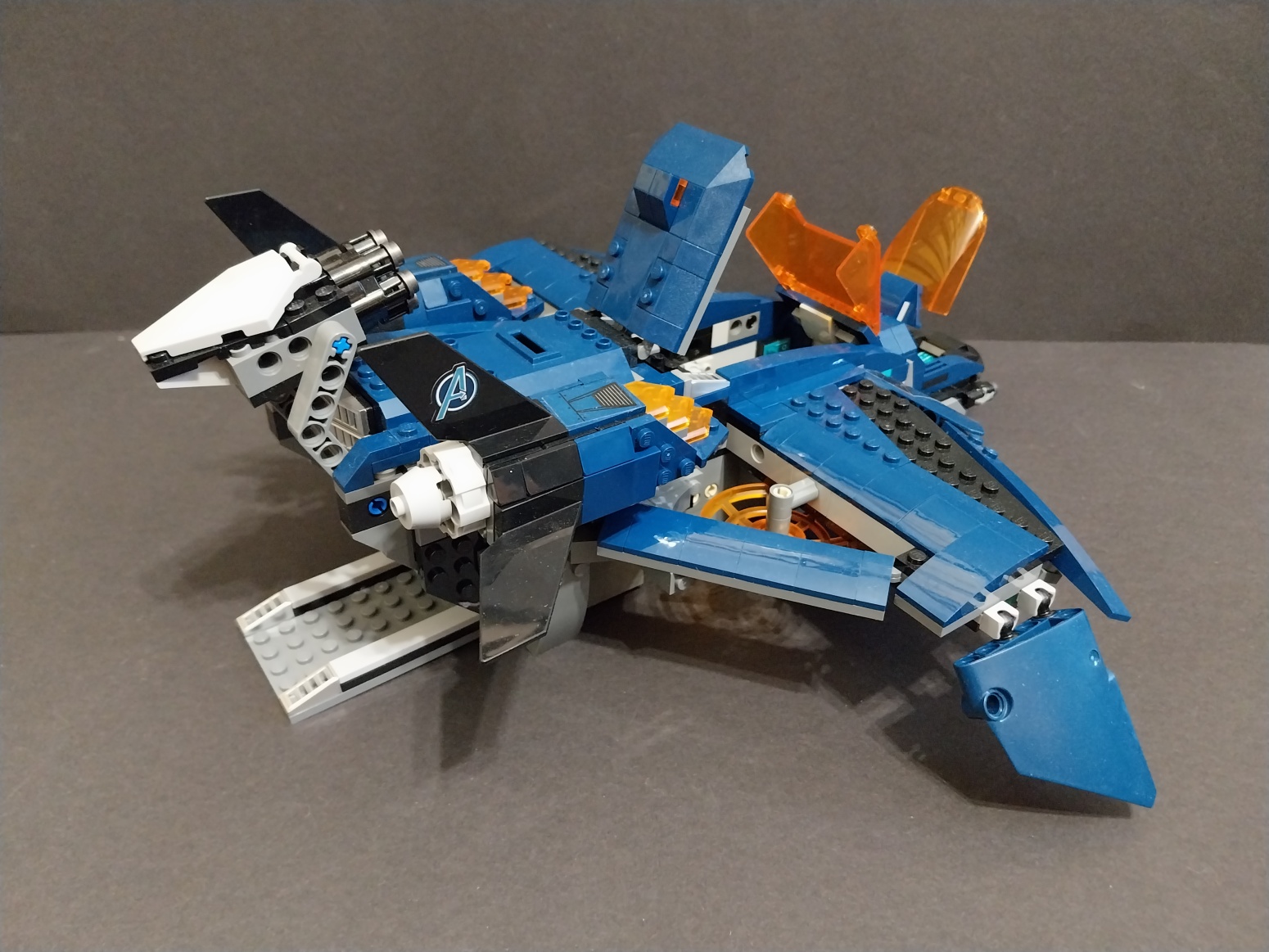 LEGO® Super Heroes 76126 Parádní tryskáč Avengerů - POUŽITÉ