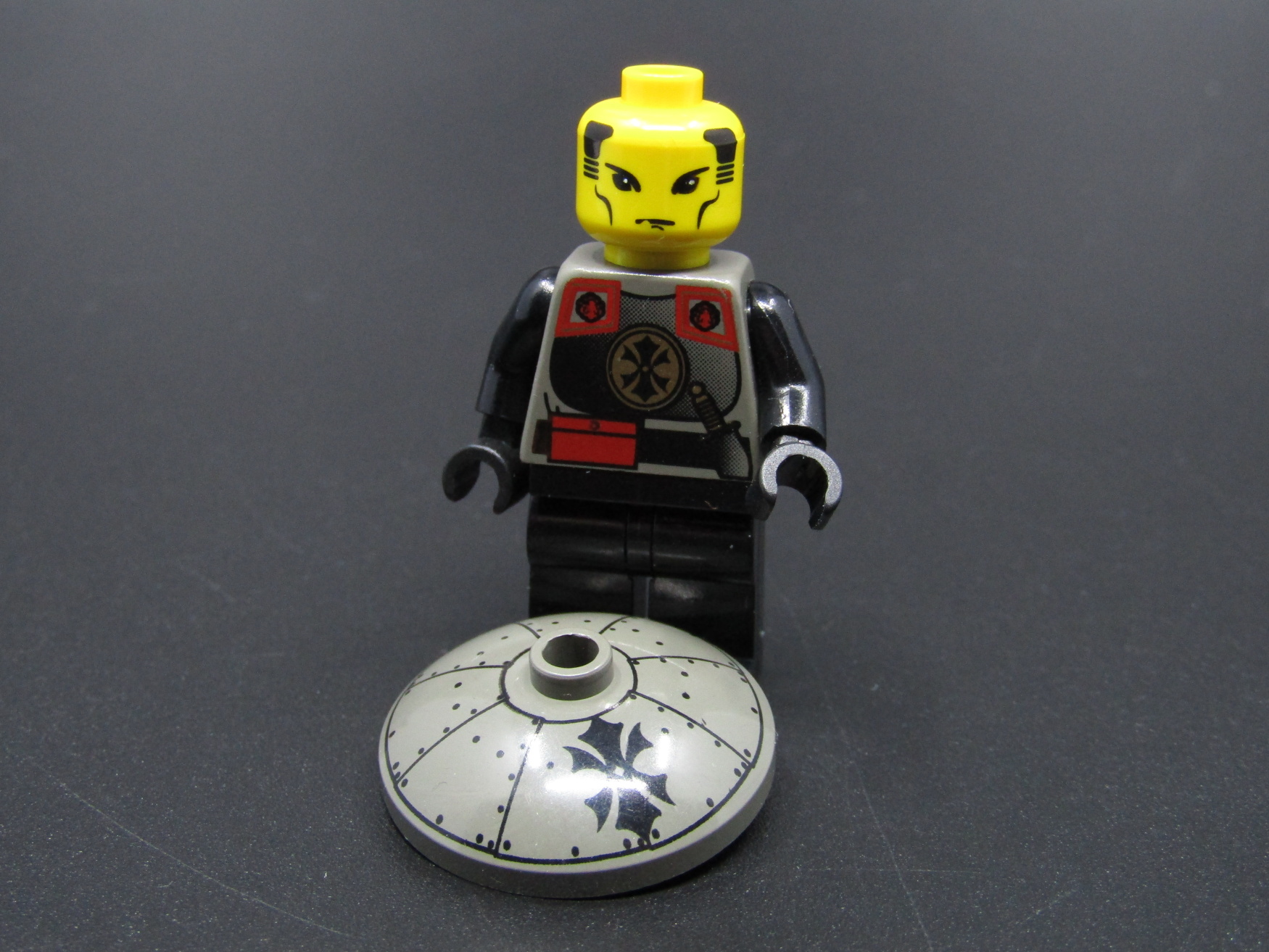 Lego figurka Adventures - Dragon Fortress Guard - PRASKLÉ TĚLO
