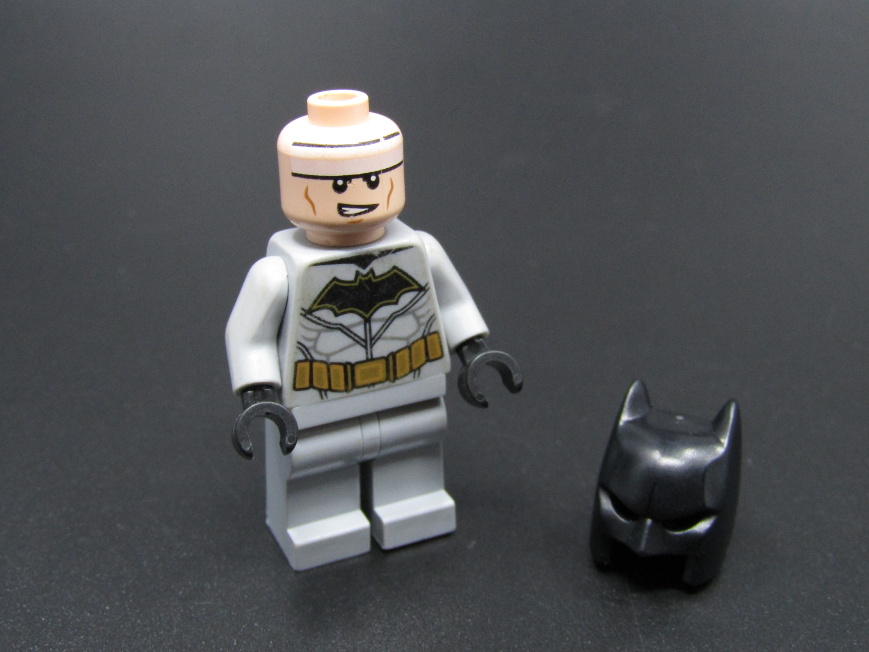 Lego figurka Super Heroes - Batman - BEZ PLÁŠTĚ