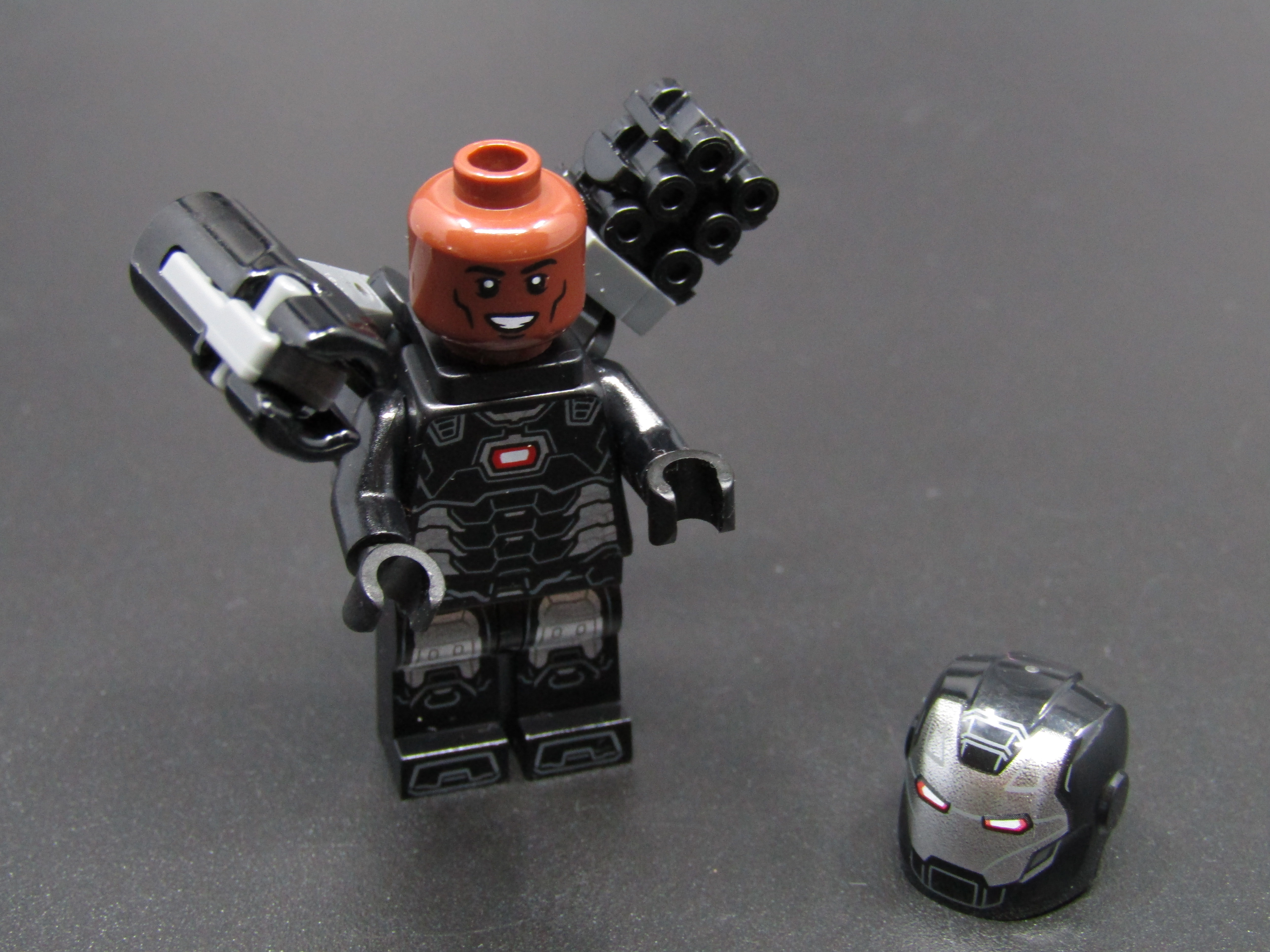 Lego figurka Super Heroes - War Machine - Double Shooters