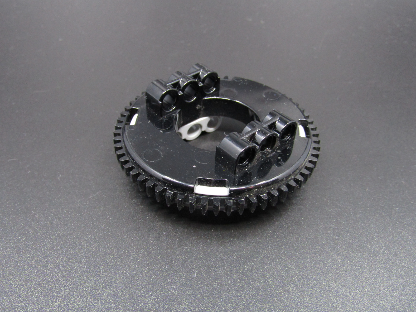 Lego Technic točna - 60 zubů - černo/světle šedá