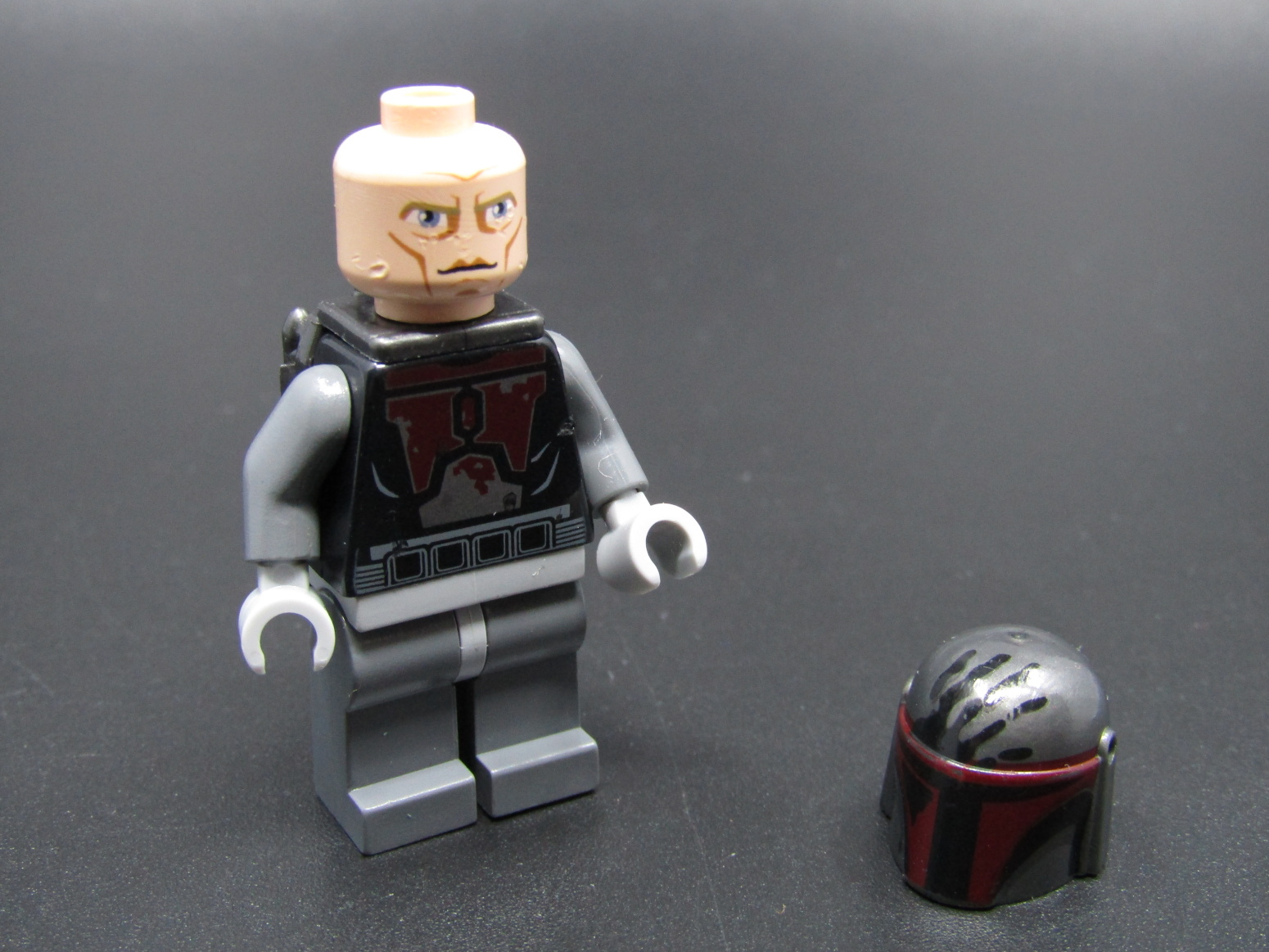 Lego figurka Star wars - Mandalorian Super Commando - PRASKLÉ TĚLO