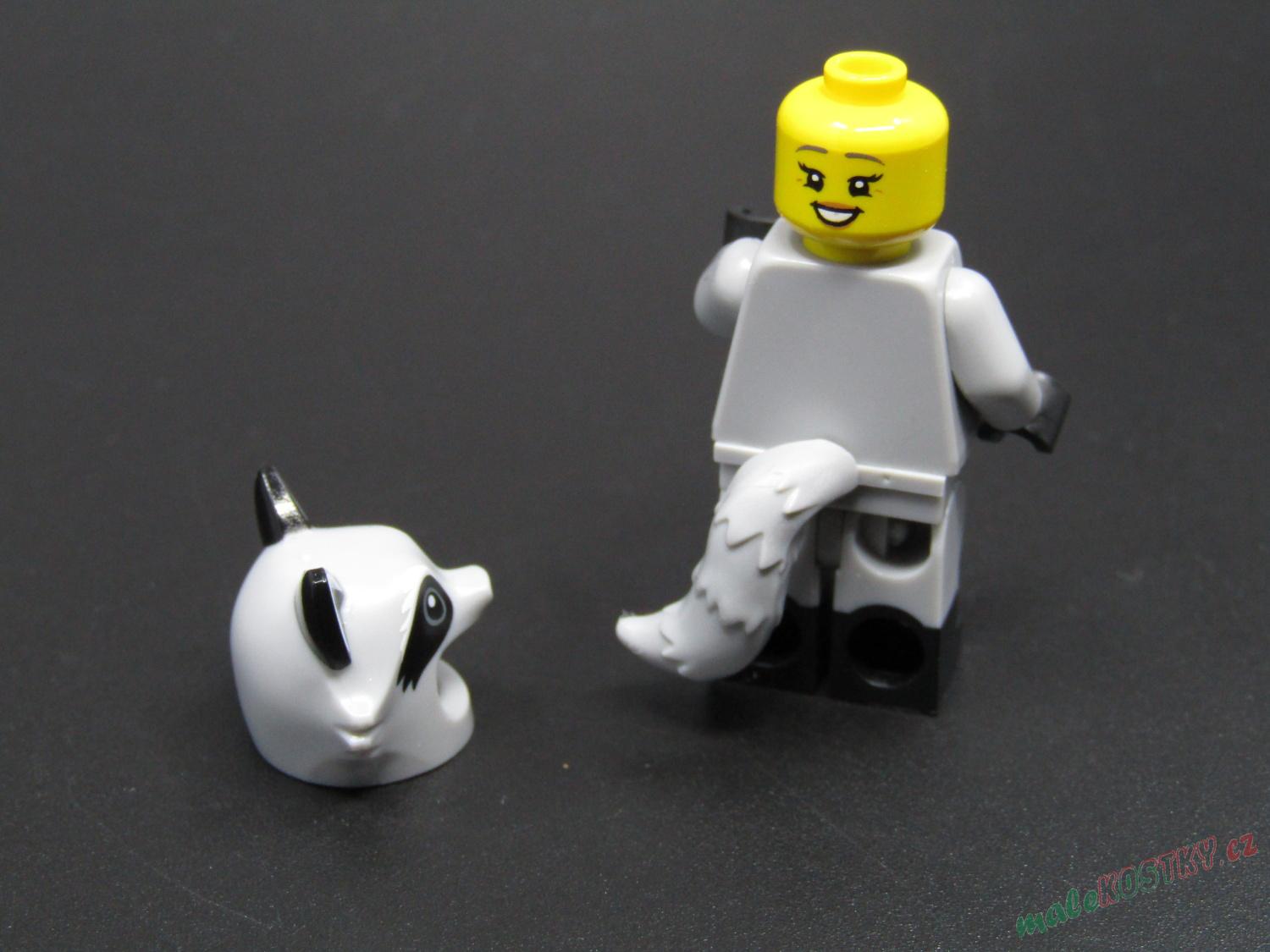 Lego figurka - Raccoon Costume Fan, Series 22