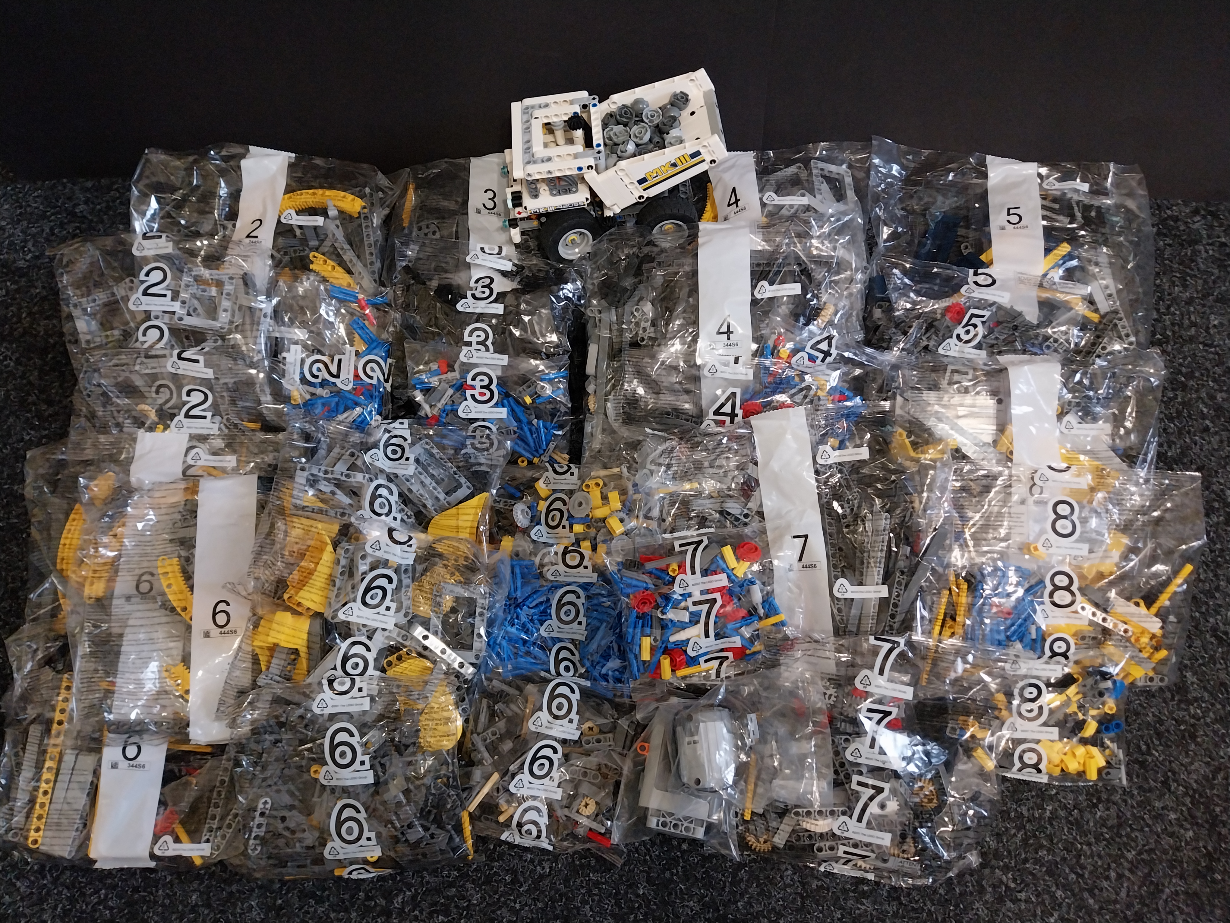 LEGO® Technic 42055 důlní rypadlo - ZÁNOVNÍ