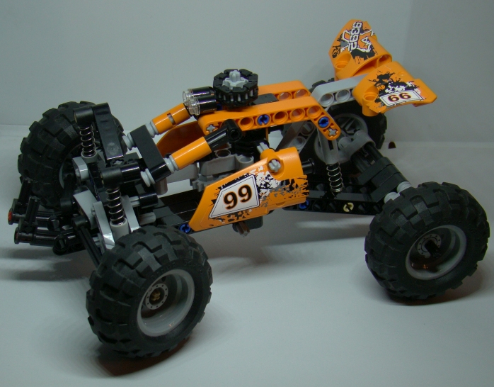 Lego Technic čtyřkolka 2v1 - komplet