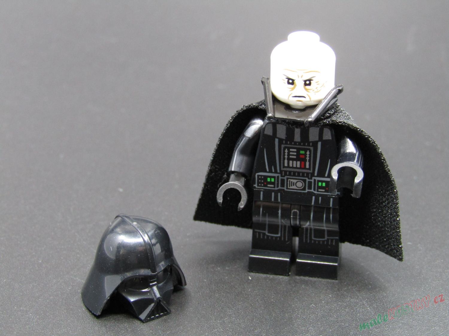 LEGO® figurka Star Wars - Darth Vader - PRASKLÁ RUKA