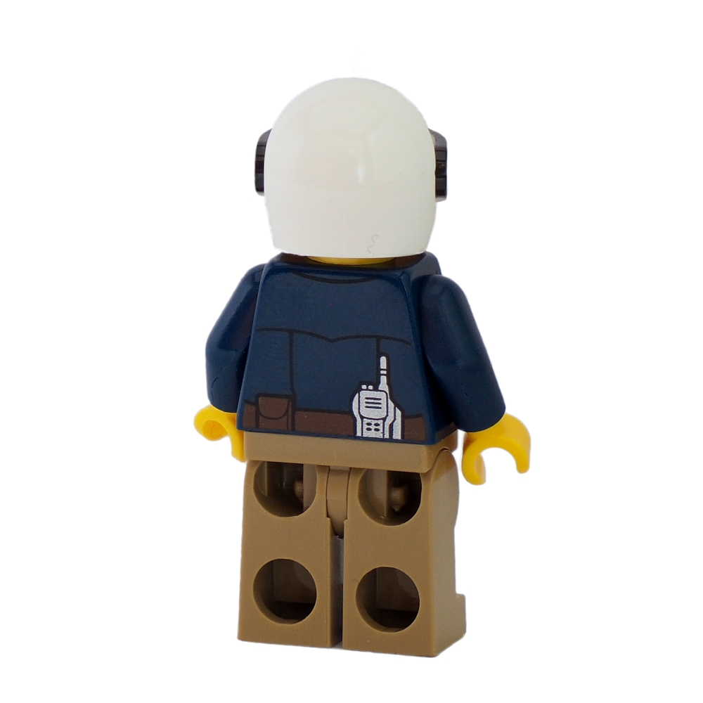 Lego figurka policista s helmou a pouty