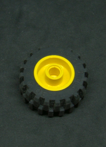 Lego kolo 18x14 s pneu 30.4x14 žluté