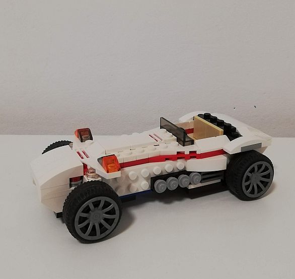 LEGO 31006 CREATOR - DÁLNIČNÍ ZÁVOĎÁK