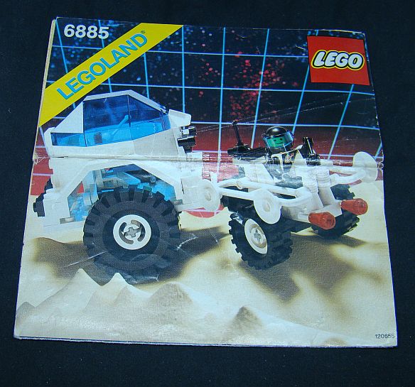 Lego Saturn Base Main Team (Crater Crawler)