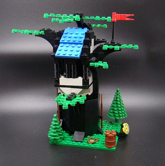 Lego Forestmen's Hideout