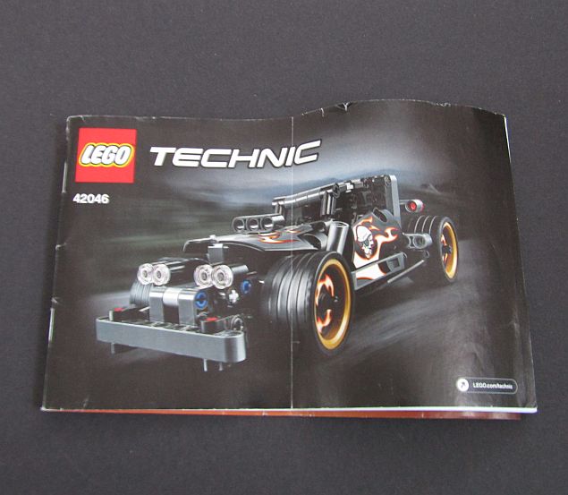 LEGO® Technic 42046 Únikové závodní auto - POUŽITÉ