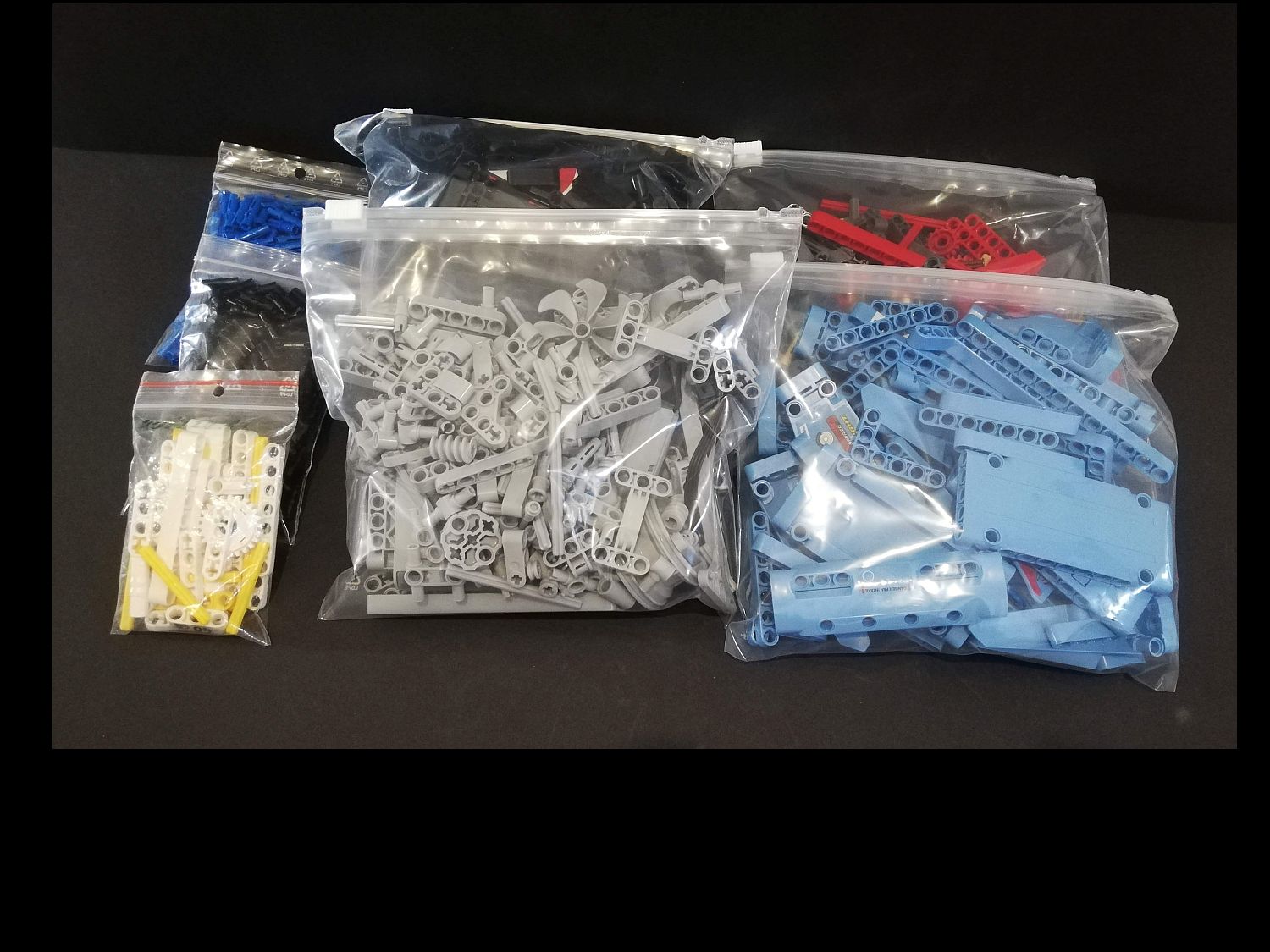 LEGO® Technic 42066 Závodní stíhačka - POUŽITÉ