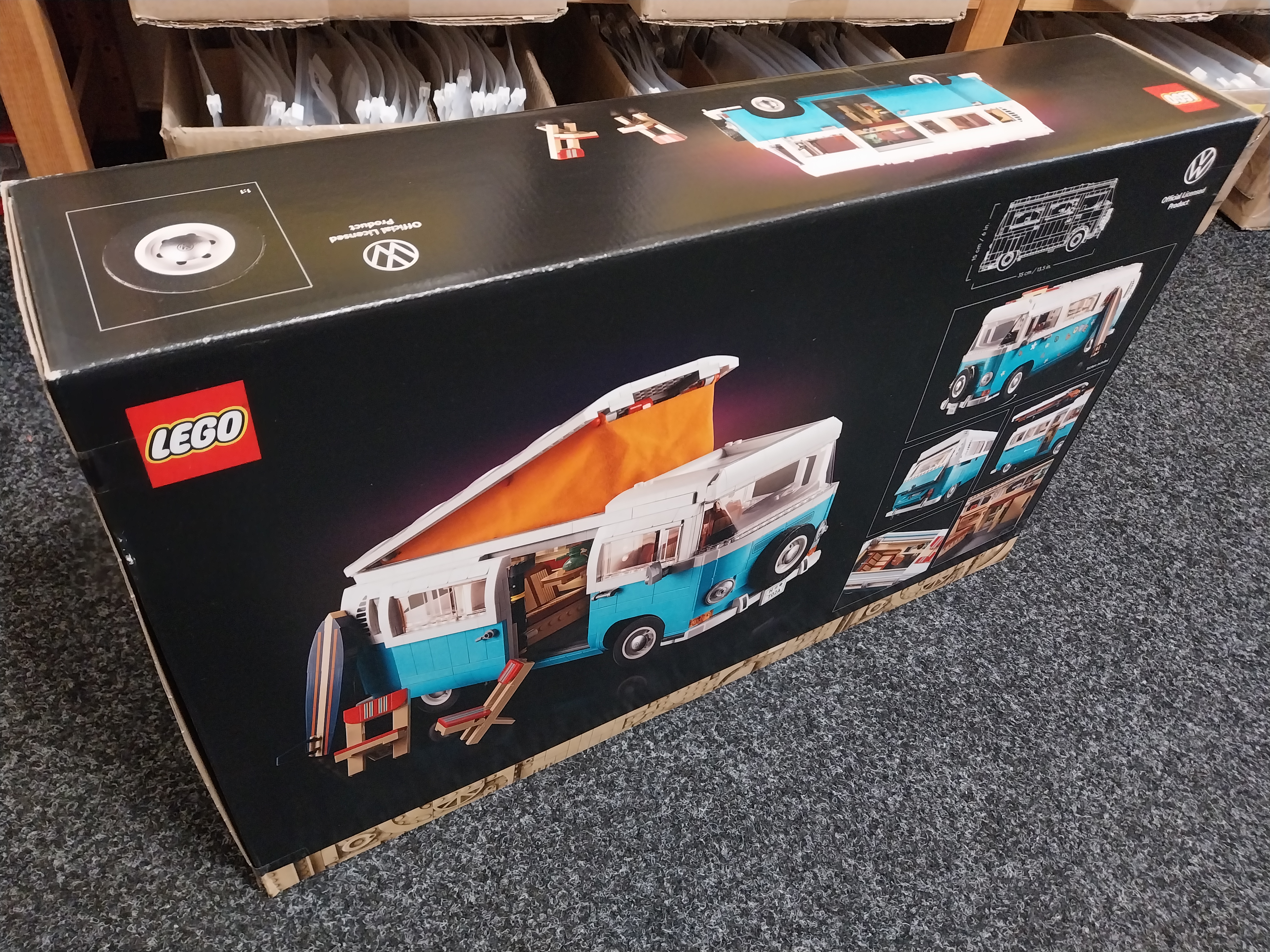 LEGO® Creator Expert 10279 Volkswagen T2 Camper Van