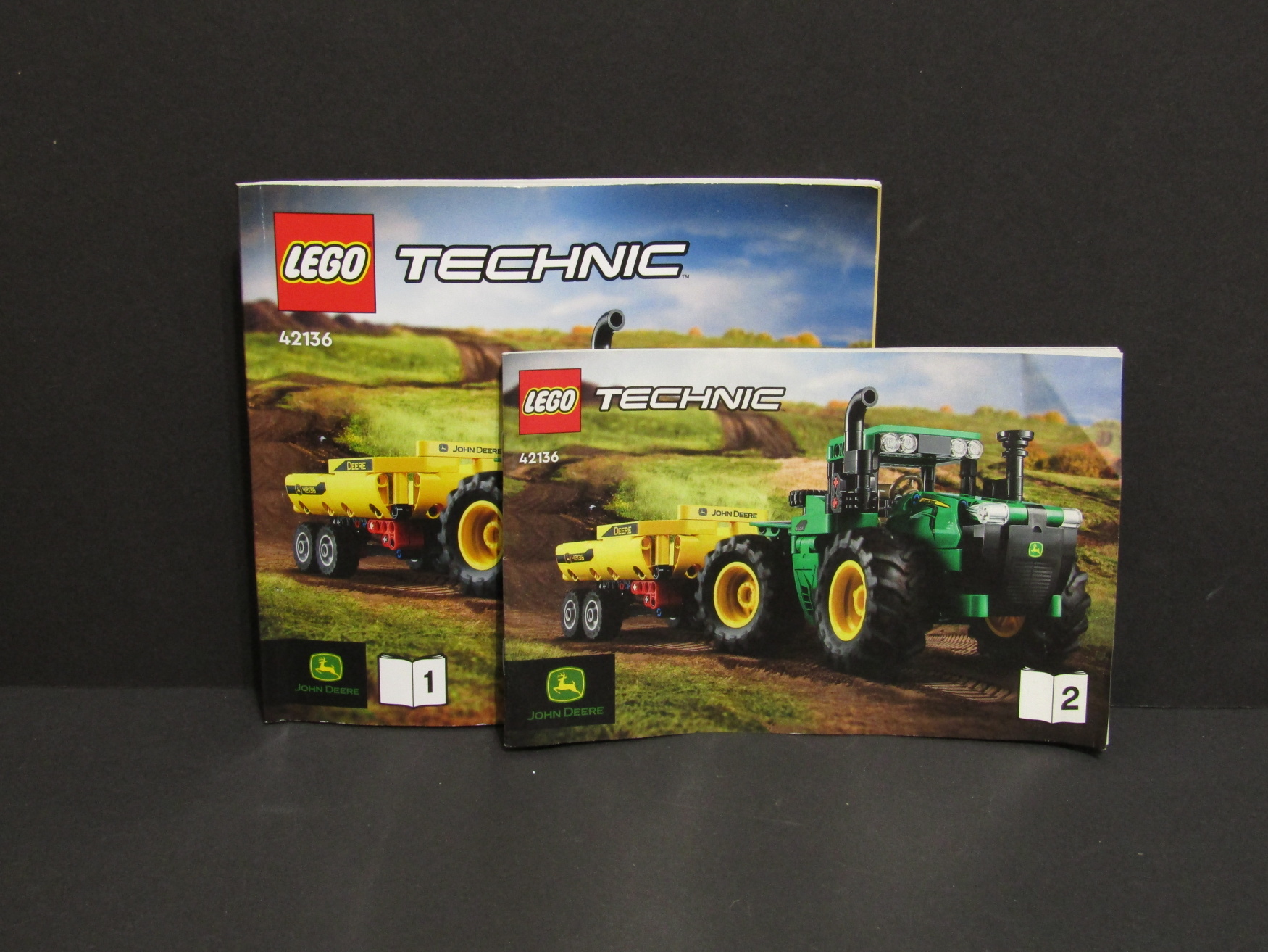 LEGO® Technic 42136 John Deere 9620R 4WD Tractor - POUŽITÉ