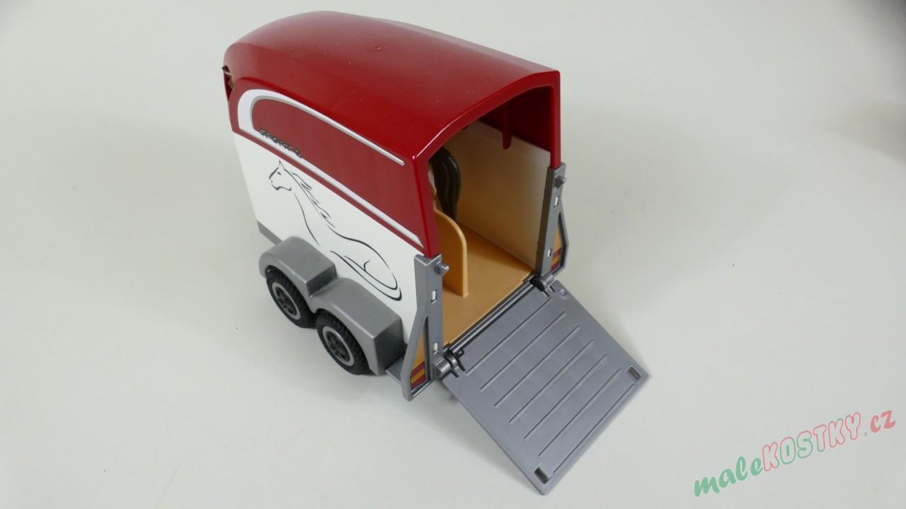 Playmobil vůz pro přepravu koní