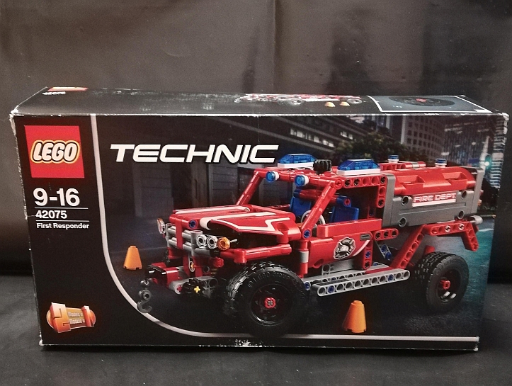 LEGO®Technic 42075 Záchranné auto - POUŽITÉ