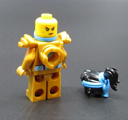 Lego figurka Nya (Golden Ninja) - Legacy - NOVÁ