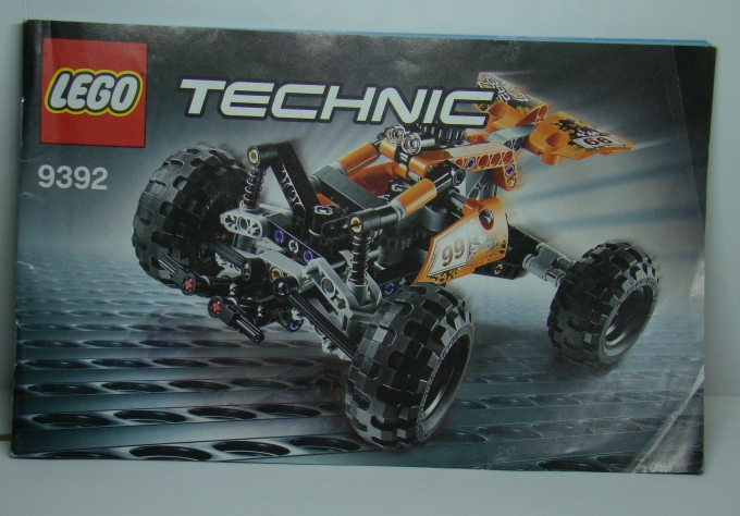 Lego Technic čtyřkolka 2v1 - komplet