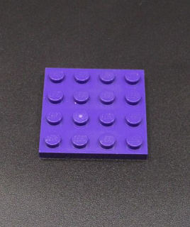 Lego destička 4x4 tmavě fialová