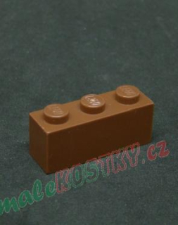 Lego kostička 1x3 hnědá - reddish brown