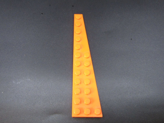Lego destička klín 12x3 pravá oranžová