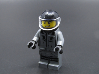 Lego minifigurka Speed Champions - závodník Koenigsegg Jesko