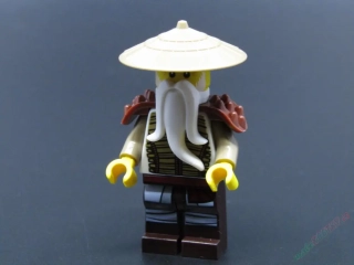 Lego figurka Ninjago - Wu Hero - PRASKLÉ TĚLO