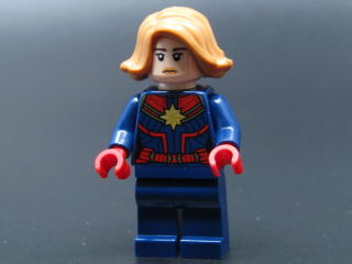 Lego figurka Super Heroes - Captain Marvel (Carol Danvers)