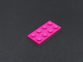 Lego destička 2x4 magenta