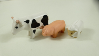Playmobil kravička, prasátko a ovečka