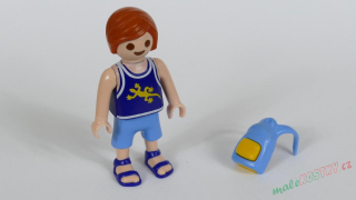 Playmobil figurka s batůžkem