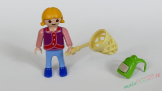 Playmobil figurka s batůžkem a síťkou