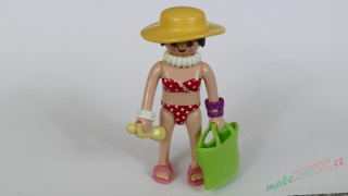 Playmobil figurka v plavkách s taškou a krémem