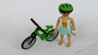 Playmobil figurka a kolo