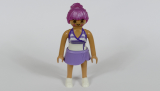Playmobil figurka paní se sukní