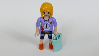Playmobil figurka paní s taškou   