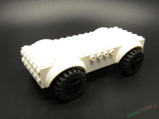 Lego podvozek 8 x 16 x 2 1/2 s koly - bílý