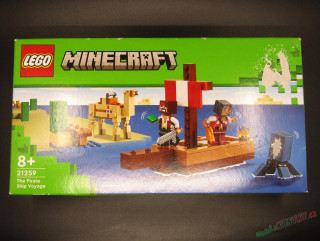 LEGO® Minecraft 21259 Plavba na pirátské lodi - NOVÉ